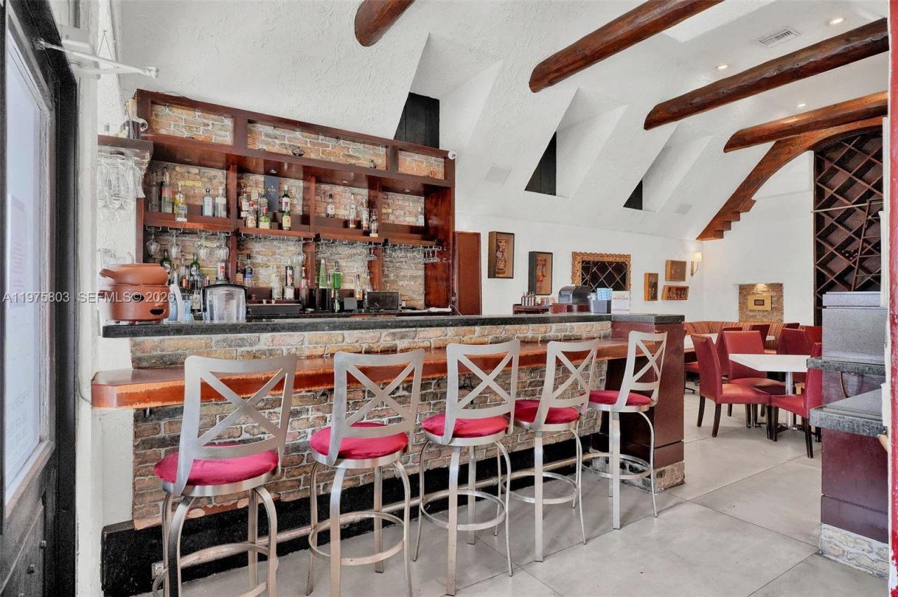 1930 Ponce De Leon Blvd , Unit 1930, Coral Gables, FL 33134 Photo