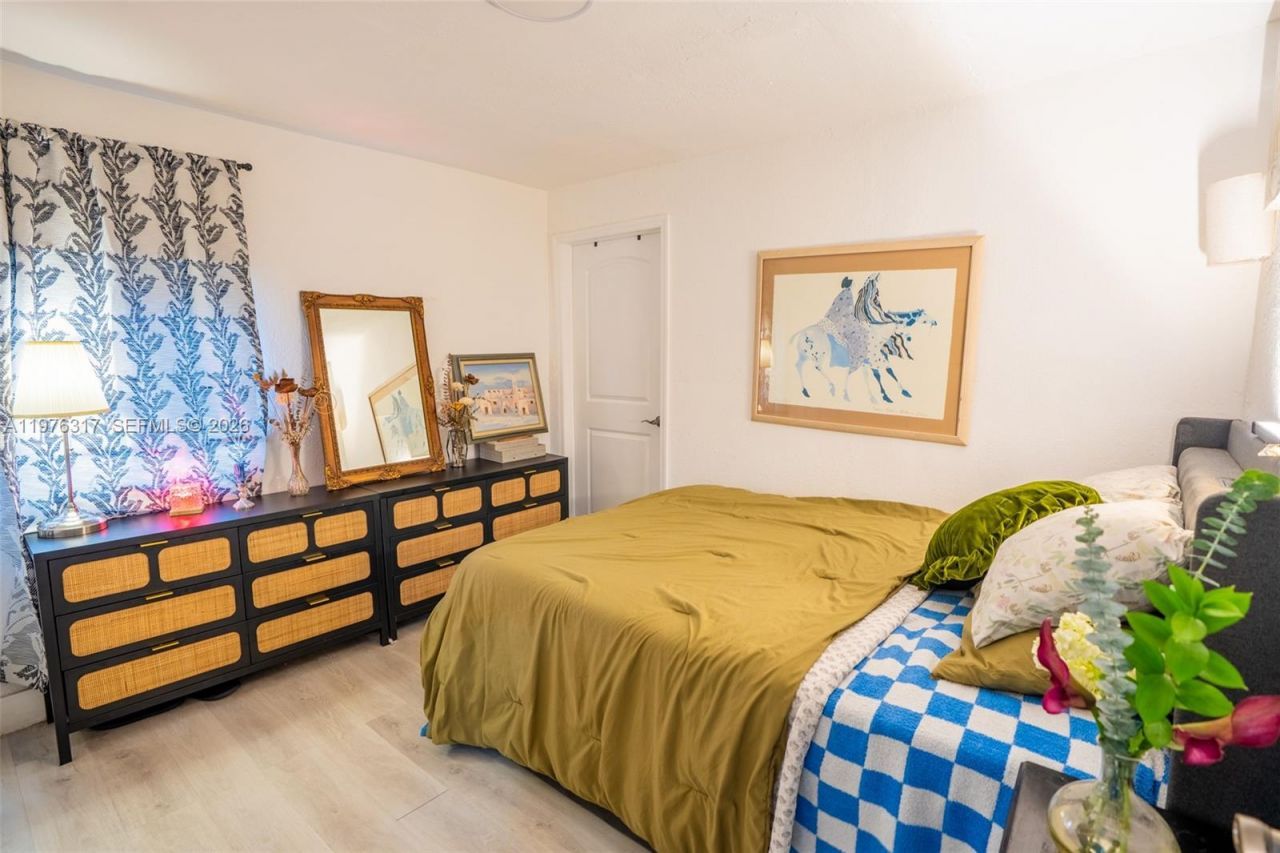 8012 NW 10th Ct , Miami, FL 33150 Photo