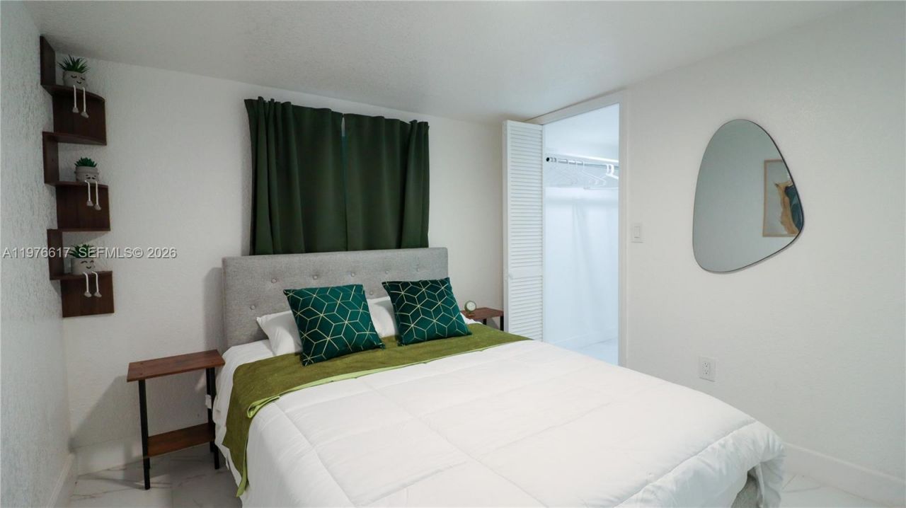 330 NW 82nd Ter , Unit A, Miami, FL 33150 Photo