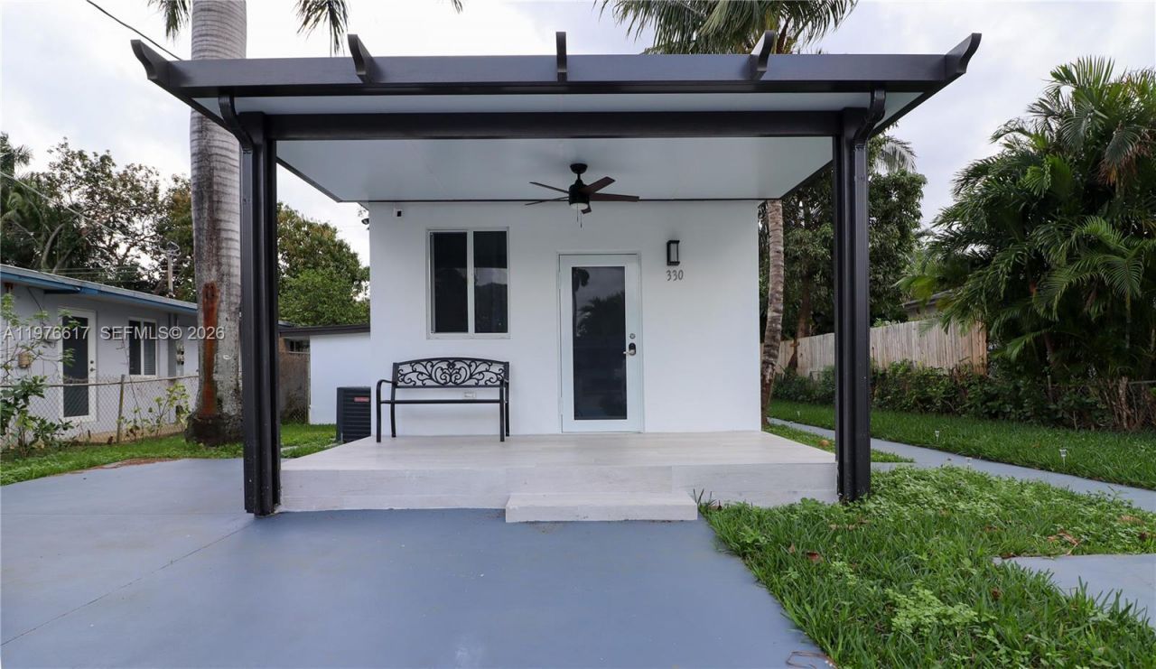 330 NW 82nd Ter , Unit A, Miami, FL 33150 Photo