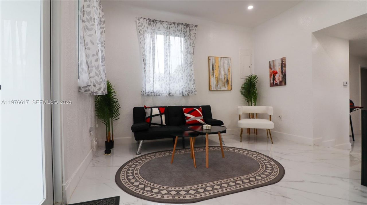 330 NW 82nd Ter , Unit A, Miami, FL 33150 Photo