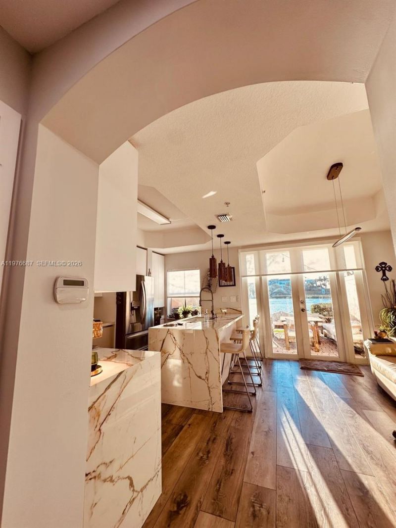 822 SW 143rd Ter, Unit 204, Pembroke Pines, FL 33027 Photo