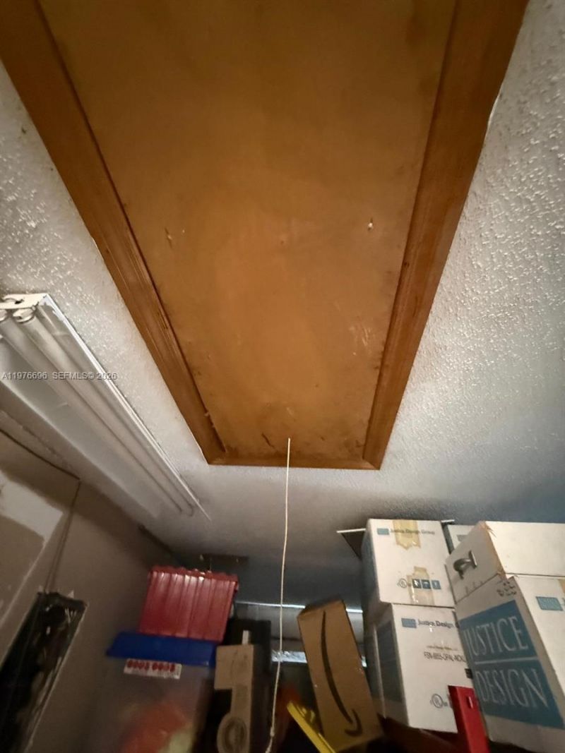 8105 NW 74th Ter , Tamarac, FL 33321 Photo