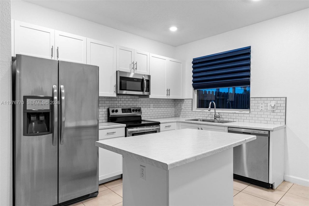 1467 SE 26th Rd , Homestead, FL 33035 Photo