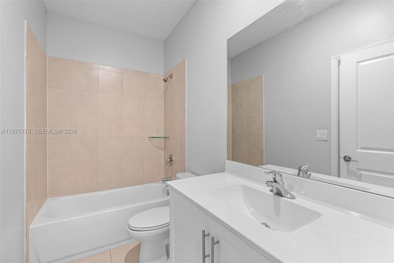 1467 SE 26th Rd , Homestead, FL 33035 Photo