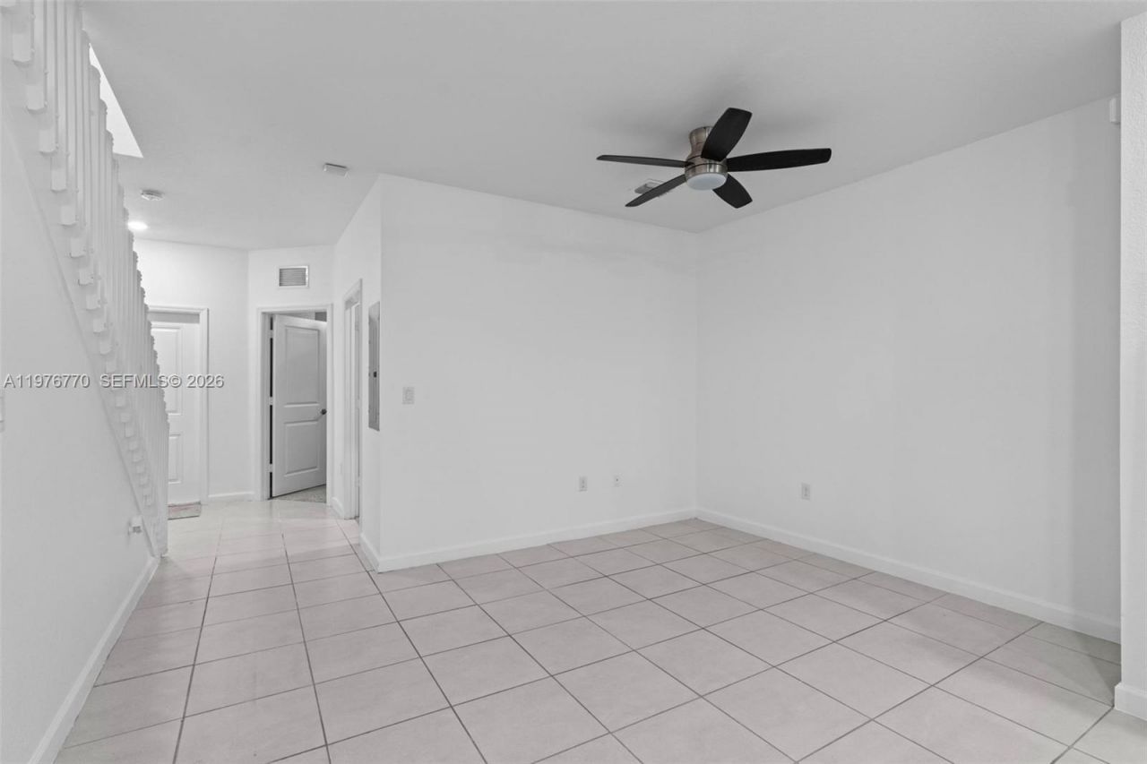 1467 SE 26th Rd , Homestead, FL 33035 Photo