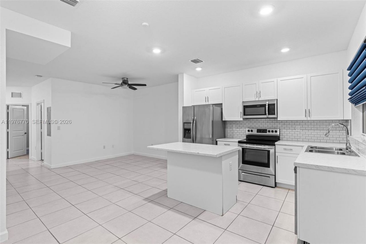 1467 SE 26th Rd , Homestead, FL 33035 Photo