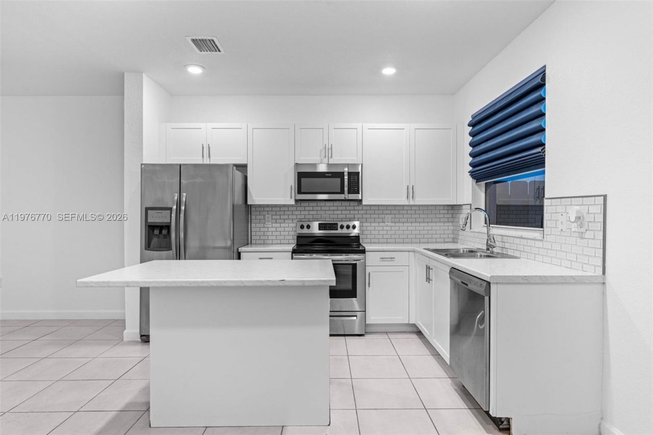 1467 SE 26th Rd , Homestead, FL 33035 Photo