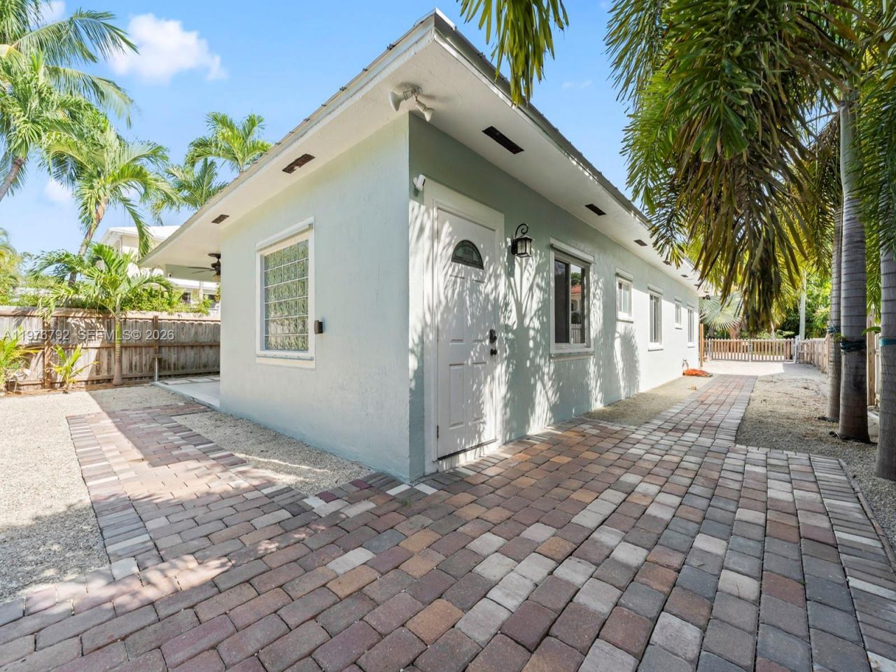 6 SE Marlin Ave, Key Largo, FL 33037 Photo