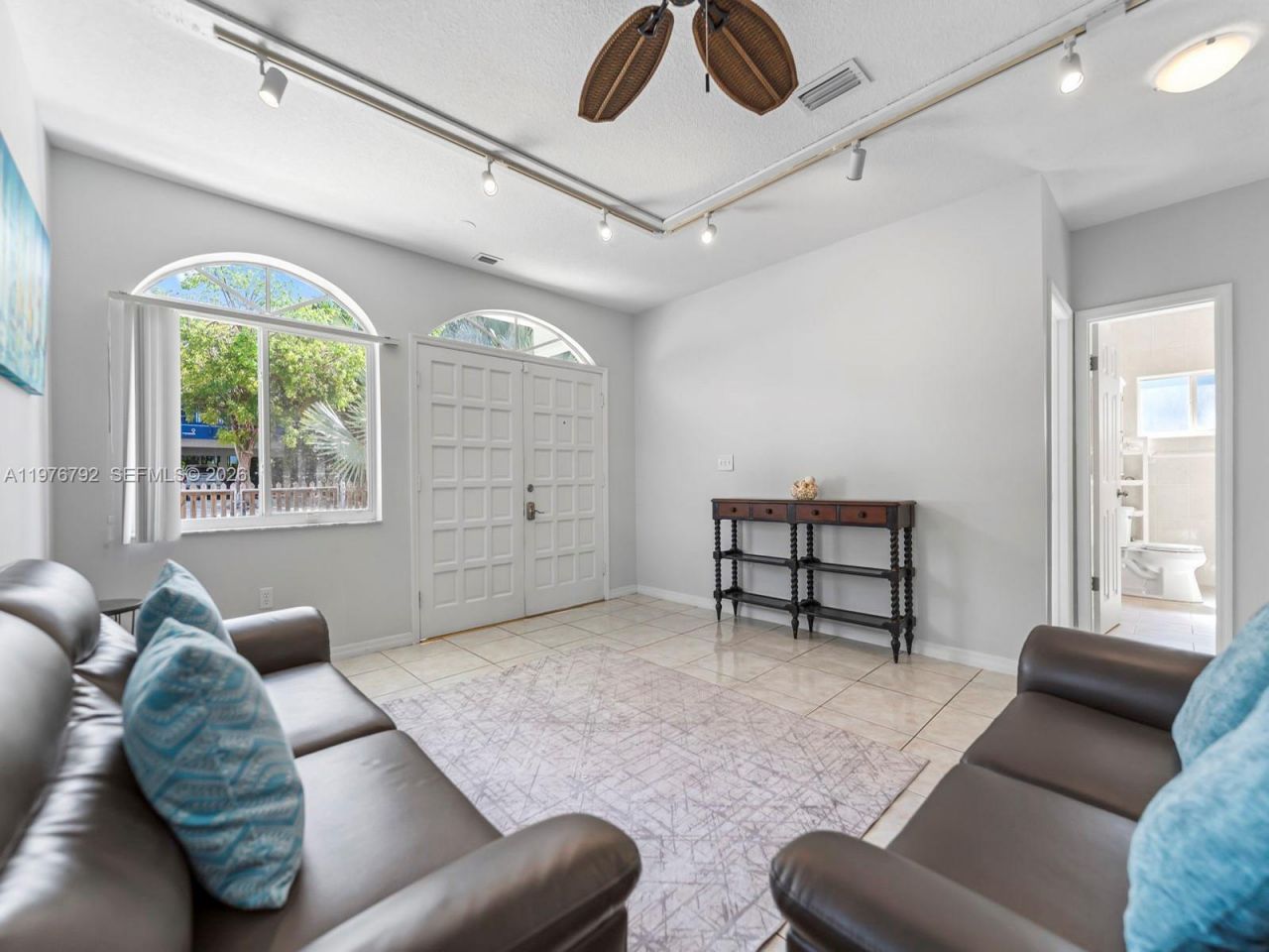 6 SE Marlin Ave, Key Largo, FL 33037 Photo