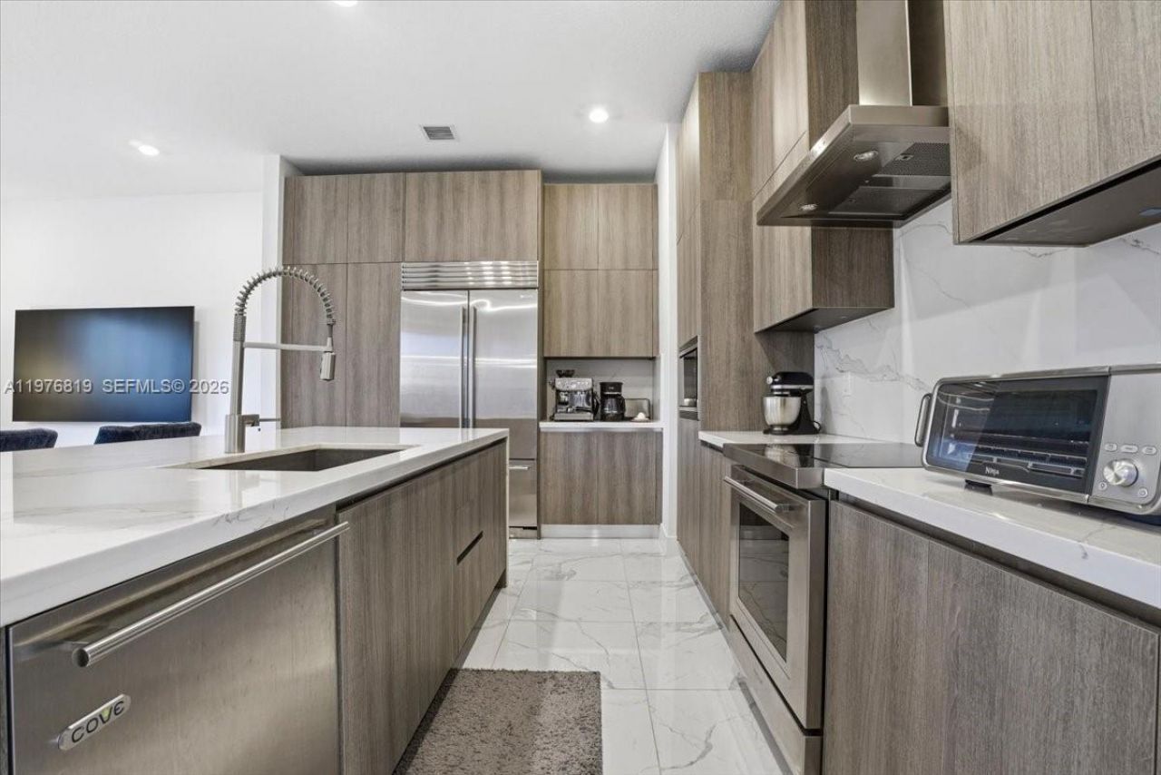 12060 SW 82nd Pl , Miami, FL 33156 Photo