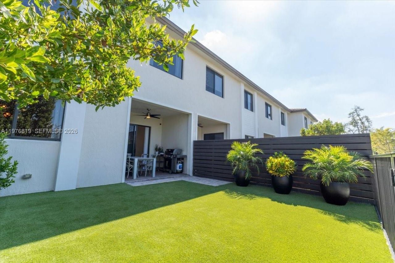 12060 SW 82nd Pl , Miami, FL 33156 Photo