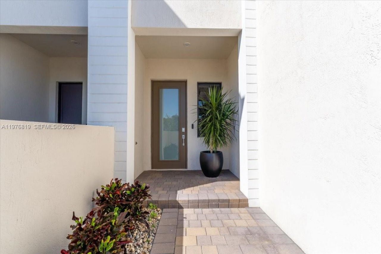 12060 SW 82nd Pl , Miami, FL 33156 Photo