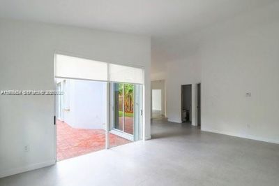 10889 NW 58th Ter , Doral, FL 33178 Photo