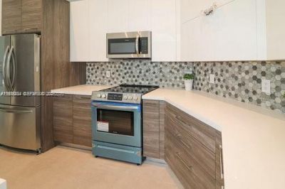 10889 NW 58th Ter , Doral, FL 33178 Photo