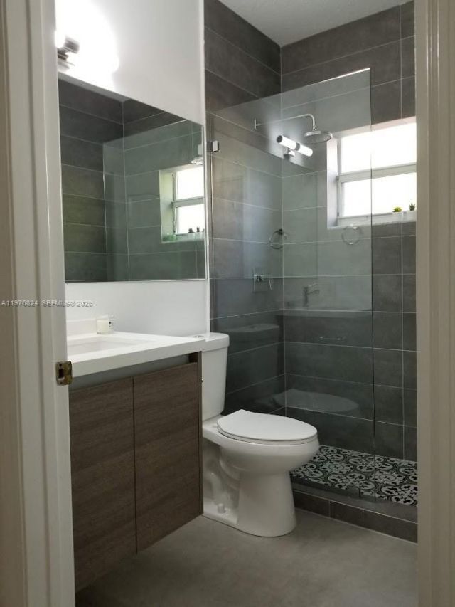 10889 NW 58th Ter , Doral, FL 33178 Photo