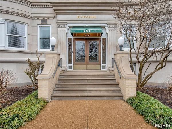 4 N Kingshighway Boulevard, Unit 4D, St Louis, MO 63108