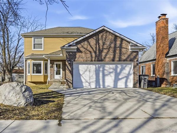 22011 Sharkey Street, Clinton Twp, MI 48035