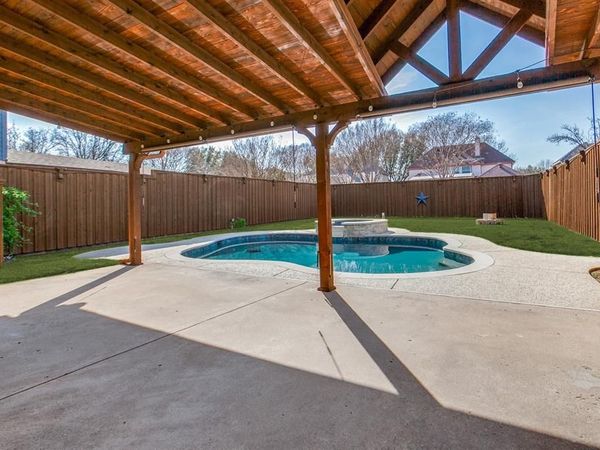 6805 Foxglove Trail, Sachse, TX 75048