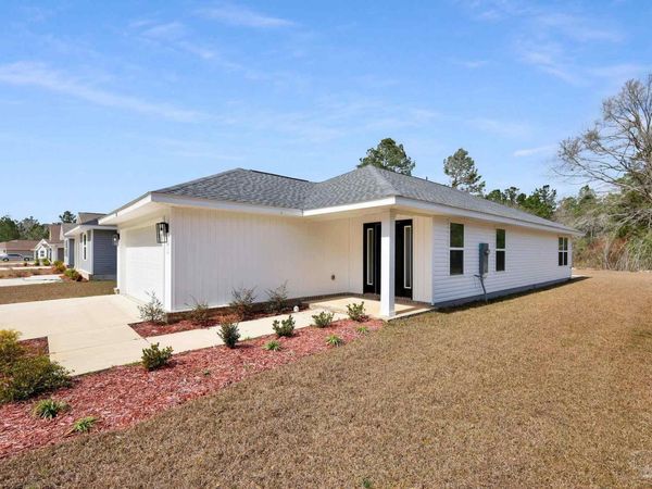 1014 Brimwood Cir, Cantonment, FL 32533