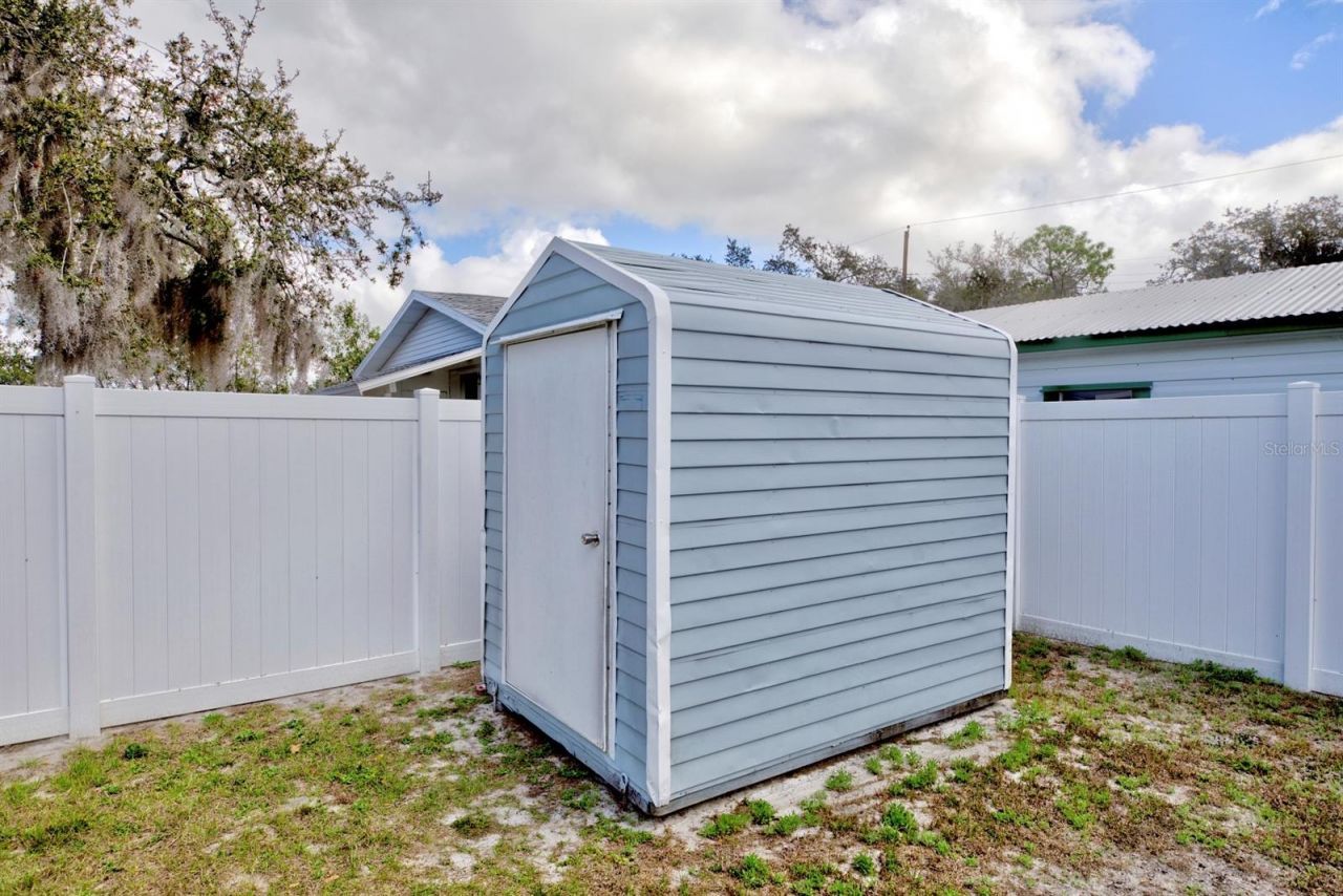 206 Ariana Place, Auburndale, FL 33823 Photo