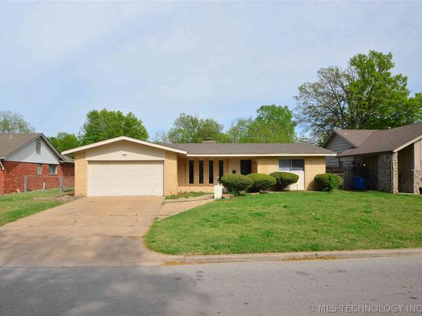 3821 S 93rd East Avenue , Tulsa, OK 74145