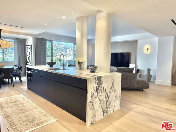 818 N Doheny Drive, Unit 901, West Hollywood, CA 90069