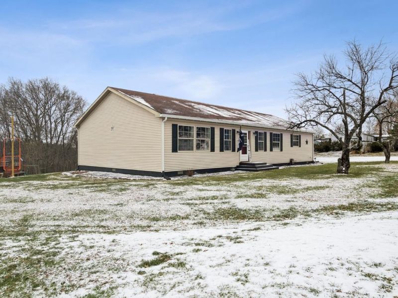 5635 Thomas Road, Lewis Twp, OH 45121 Photo 2