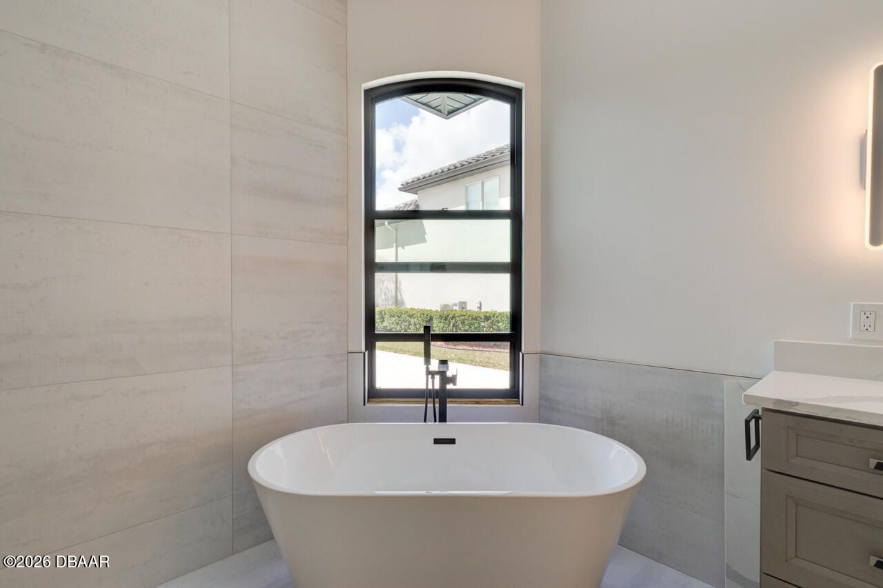 1941 Southcreek Boulevard, Port Orange, FL 32128 Photo