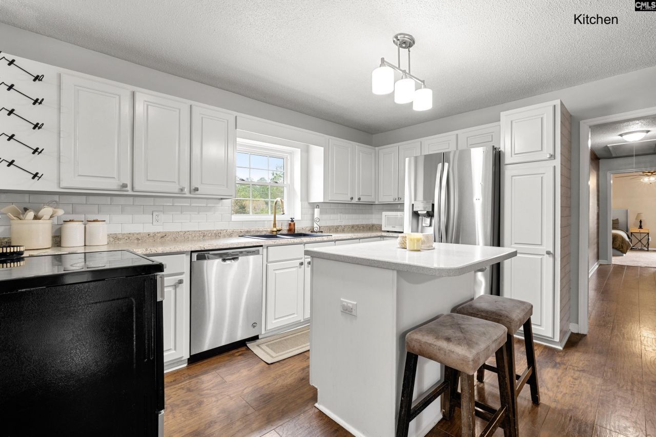 4661 Willie Bayne Lane  Photo 8