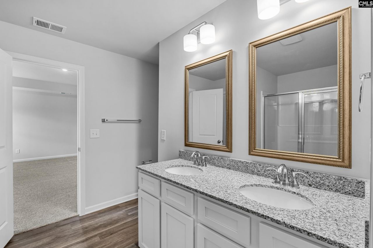 556 Corkscrew Lane Photo 18