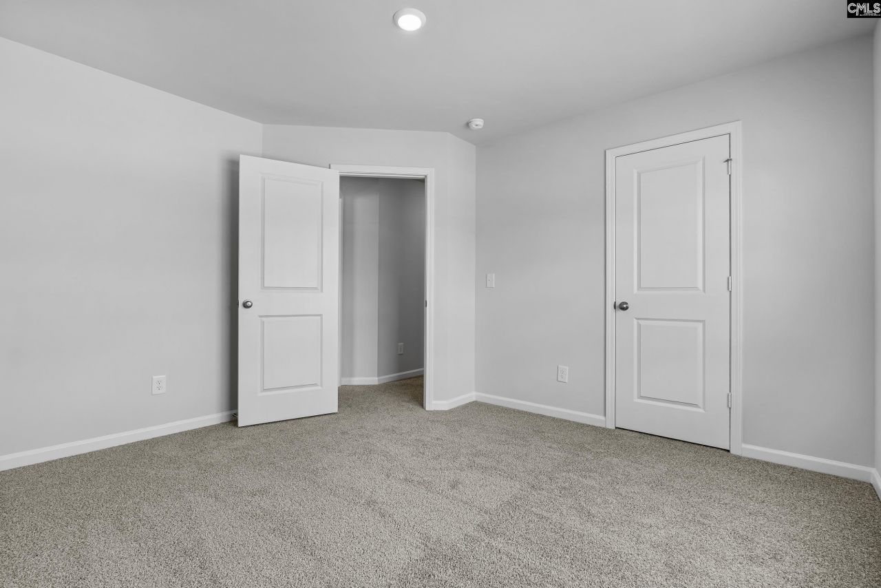 556 Corkscrew Lane Photo 23