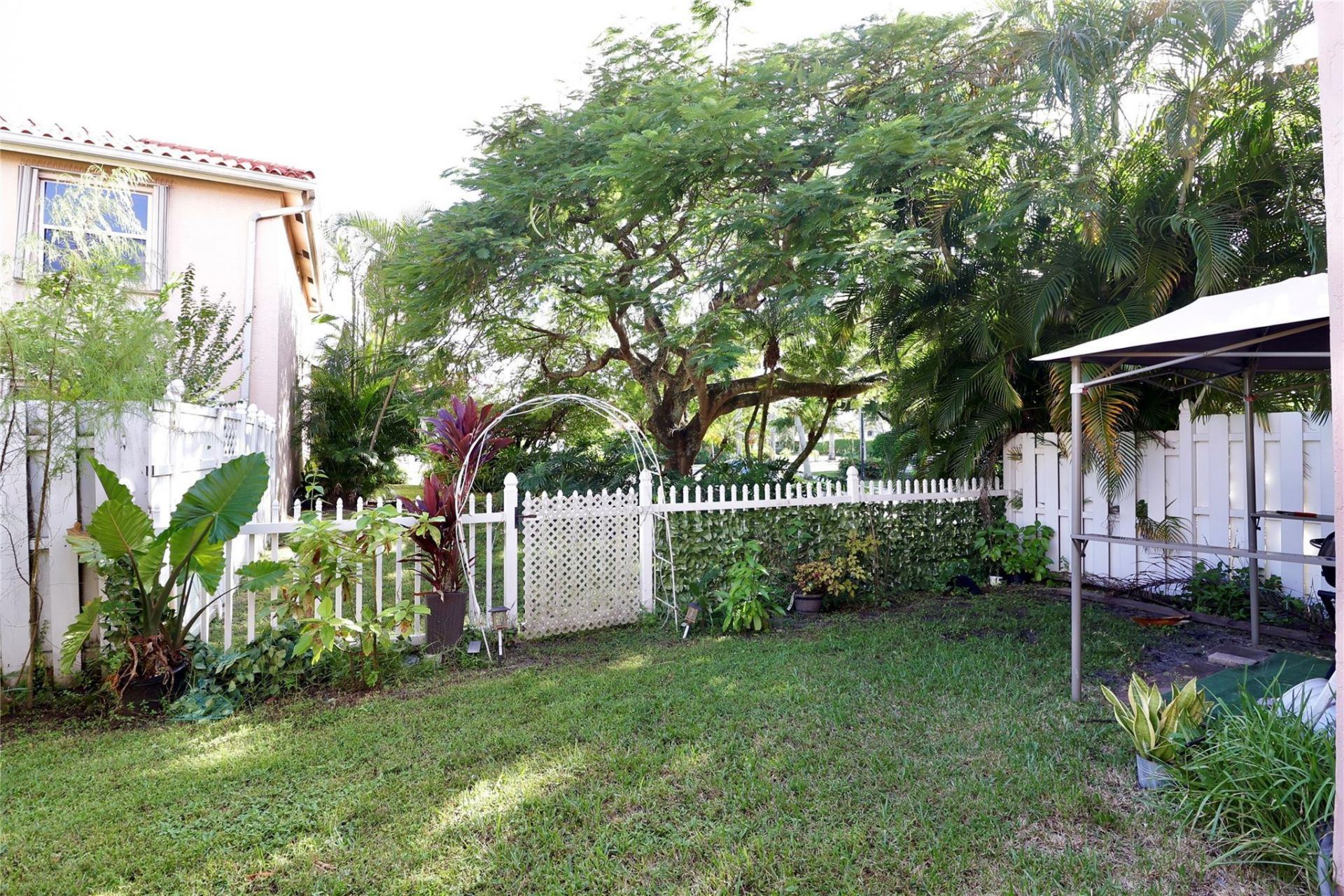 6602 Geneva St, Lake Worth, FL 33467 Photo