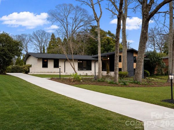 823 Wingrave Drive, Charlotte, NC 28270