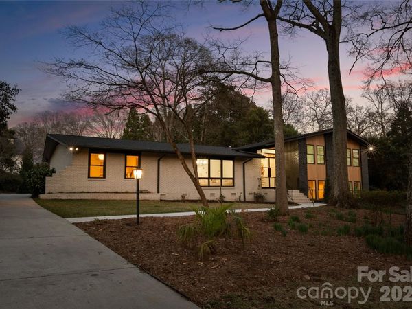 823 Wingrave Drive, Charlotte, NC 28270