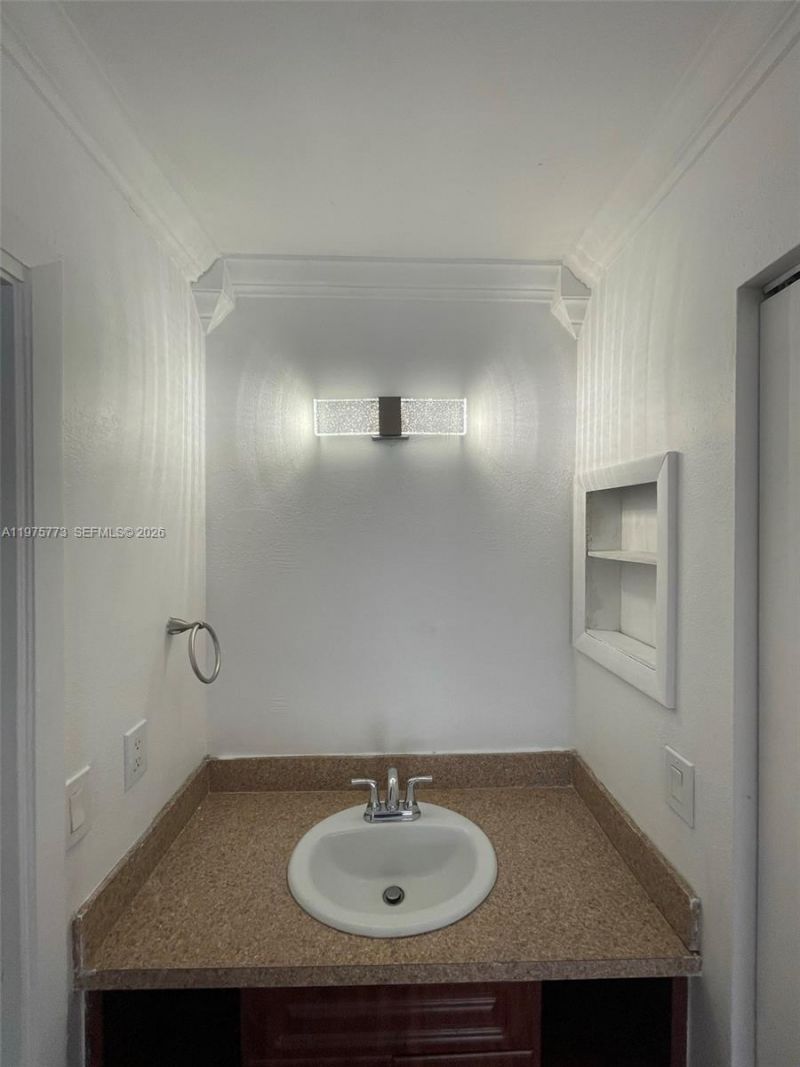 14915 SW 104th St, Unit 20-24, Miami, FL 33196 Photo