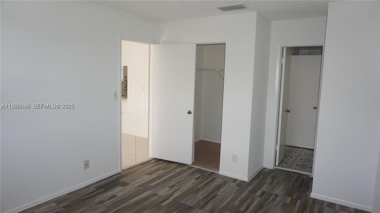 10057 Winding Lake Rd., Unit 204, Sunrise, FL 33351 Photo