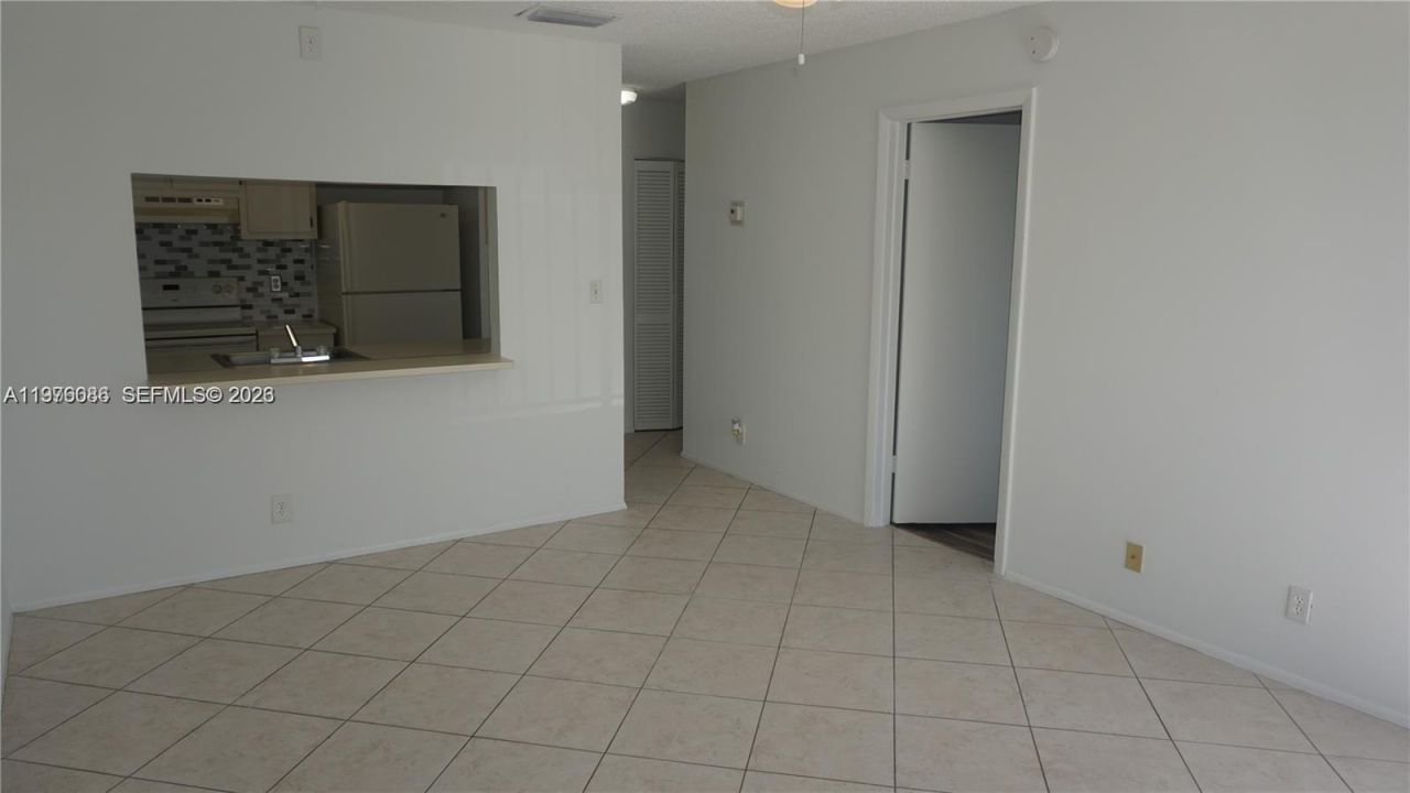 10057 Winding Lake Rd., Unit 204, Sunrise, FL 33351 Photo
