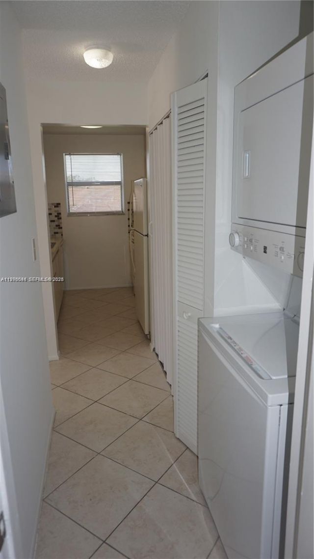 10057 Winding Lake Rd., Unit 204, Sunrise, FL 33351 Photo