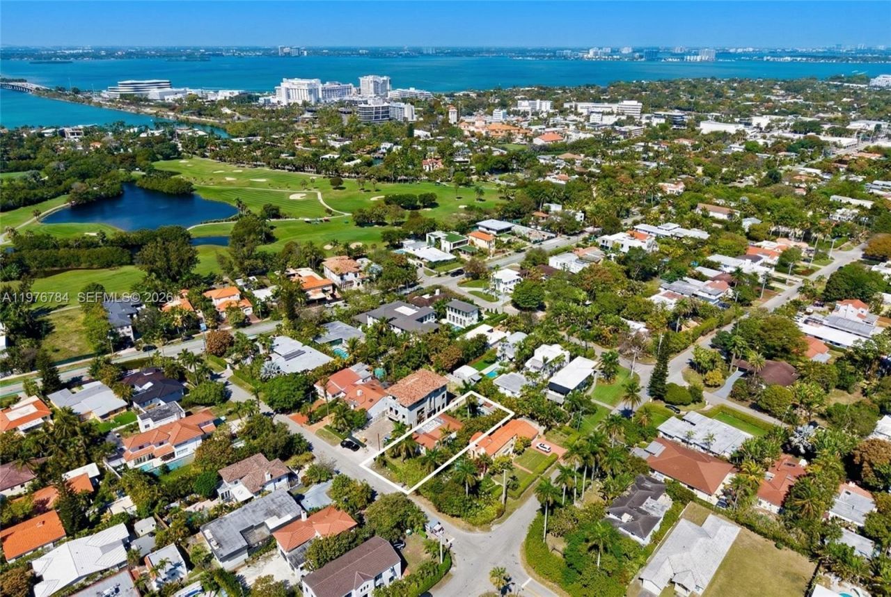 515 W 30th St, Miami Beach, FL 33140 Photo