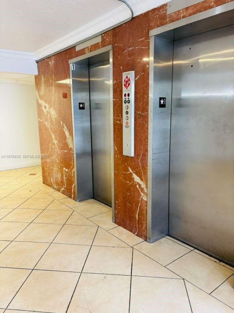 9143 SW 77th Ave , Unit B204, Miami, FL 33156 Photo