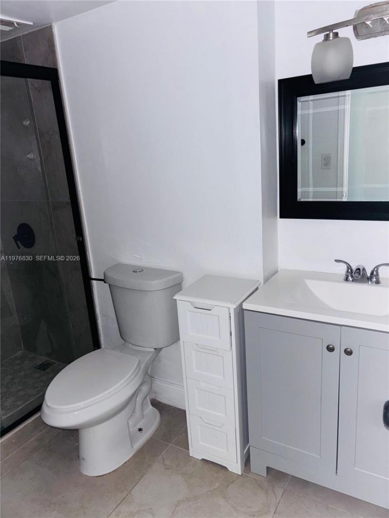 9143 SW 77th Ave , Unit B204, Miami, FL 33156 Photo