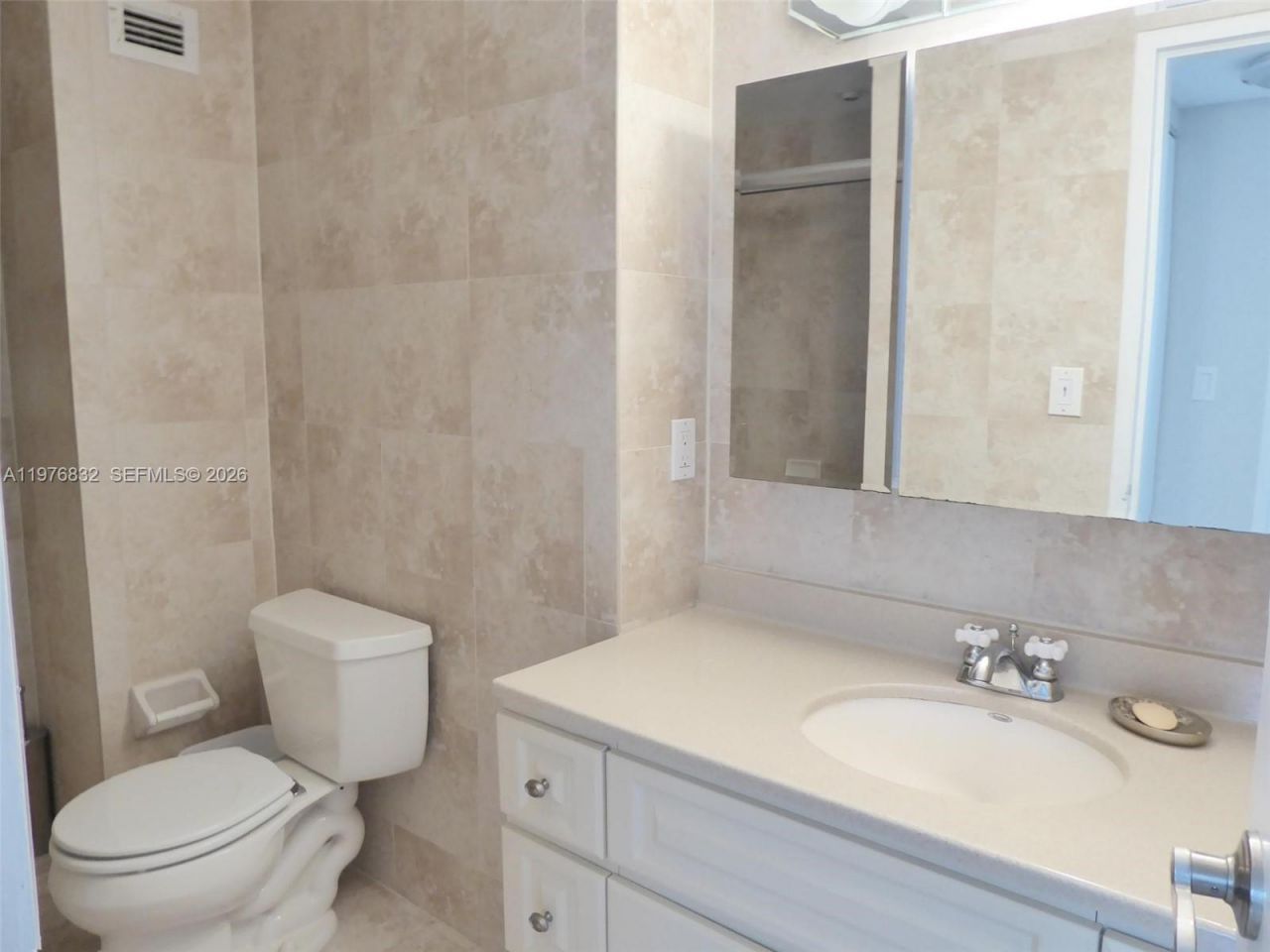 800 West Ave , Unit 818, Miami Beach, FL 33139 Photo