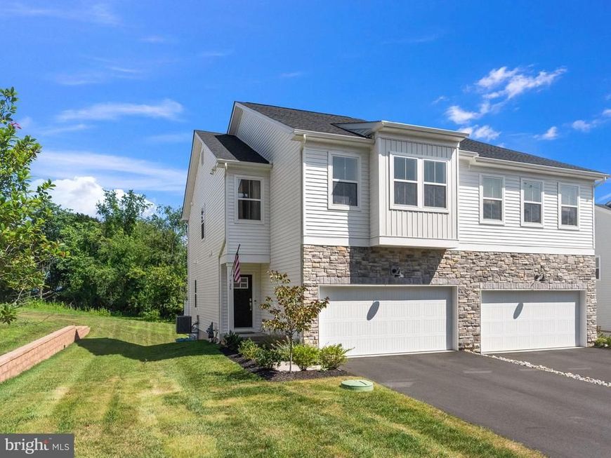 729 Hunsberger Road, Spring City, PA 19475 Main Photo