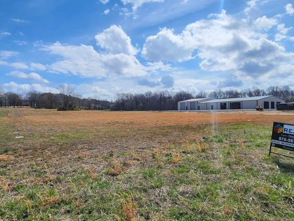 2092 Killough Rd, Wynne, AR 72396