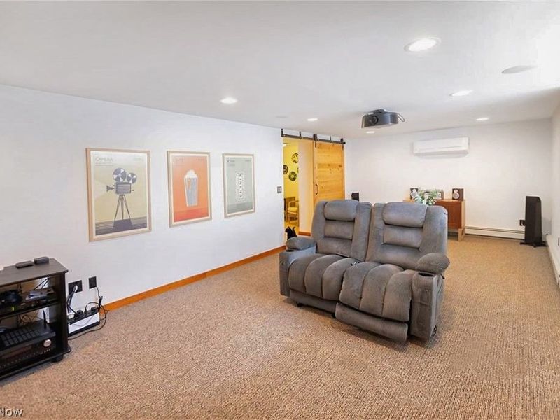 1033 Summit Avenue , Lakewood, OH 44107 Photo 32