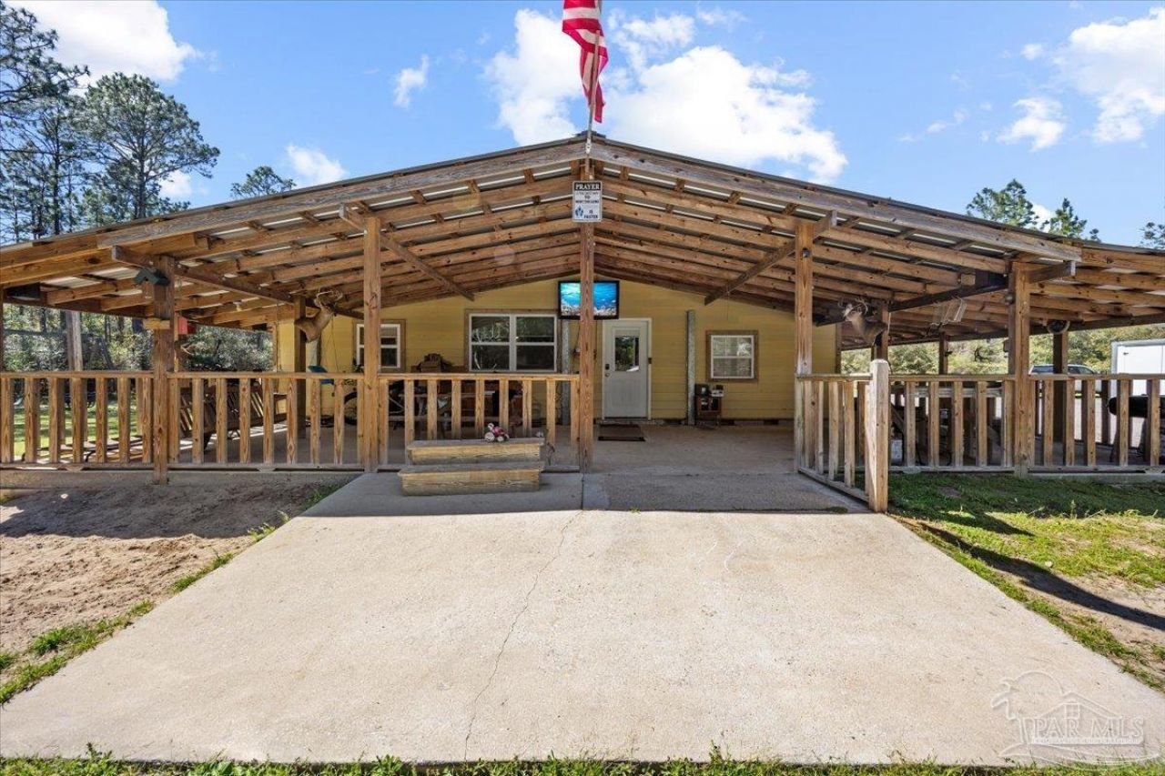 7582 John Matthews Rd, Milton, FL 32583 Main Photo