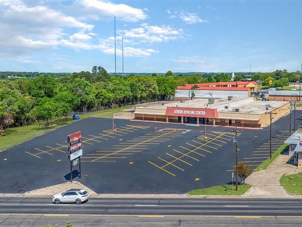 900 W Corsicana Street, Athens, TX 75751