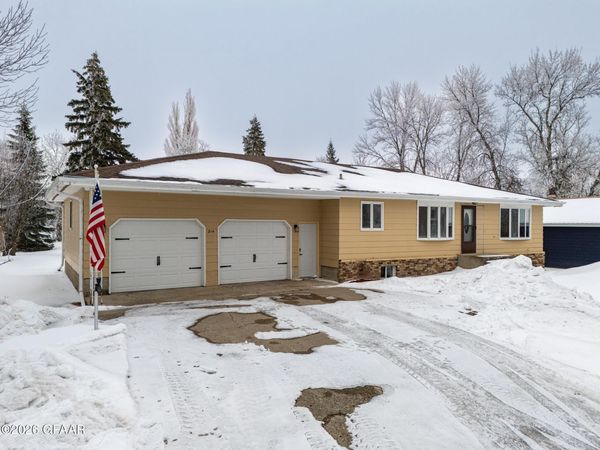 214 5TH Street N, Aneta, ND 58212