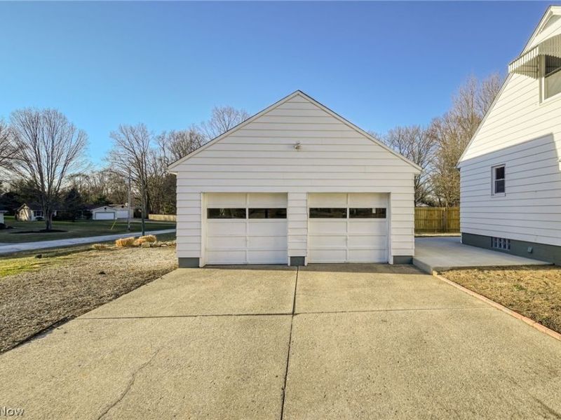 1245 Chelton Drive , Kent, OH 44240 Photo 3